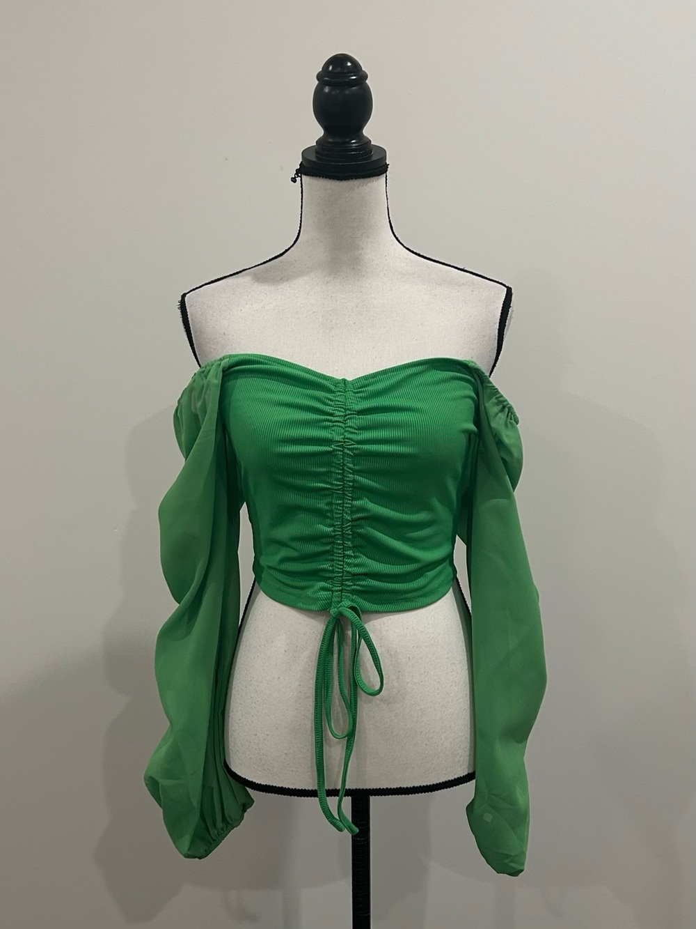 Shein Ruched Crop Top - Picture 2 of 4